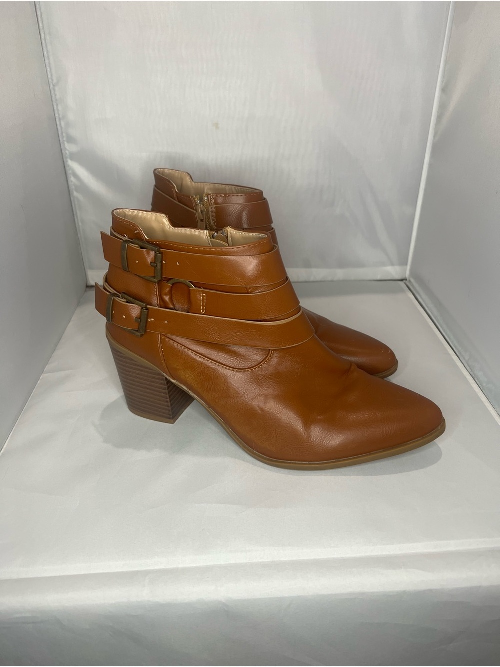 NTM: LovMark Agenda-3 Cognac Buckle Strap Block Heel Ankle Boots Size 8.5